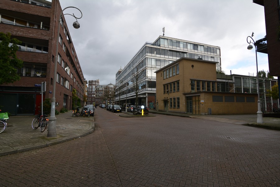 Donker Curtiusstraat