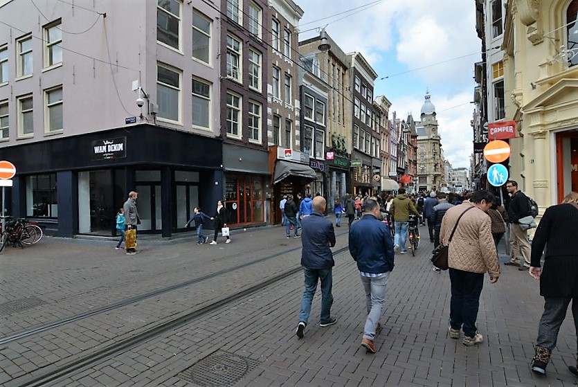 Leidsestraat evenzijde tussen Kerkstraat en Keizersgracht