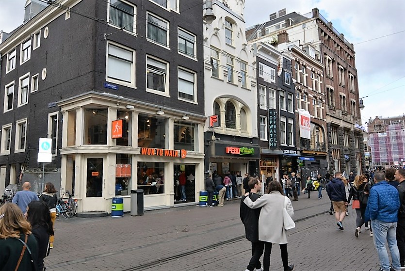 Leidsestraat evenzijde tussen Lange Leidsedwarsstraat en Prinsengracht