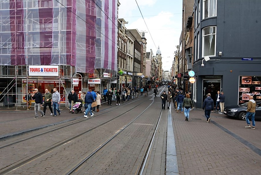 Leidsestraat vanaf Prinsengracht