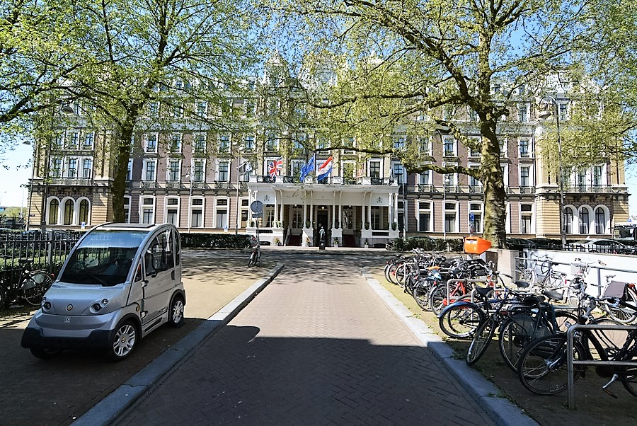 Professor Tulpplein Amstelhotel voorzijde