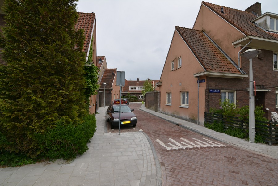 Schoffelstraat vanaf Landbouwstraat