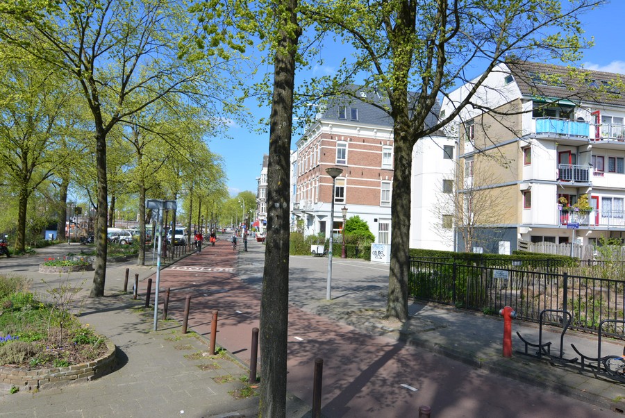 Weesperzijde vanaf Oetgensstraat
