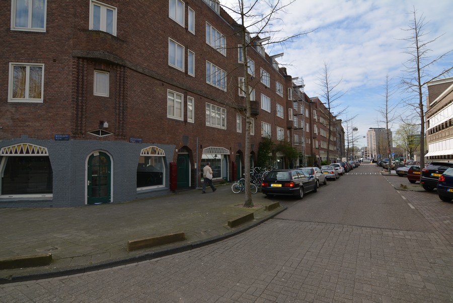 Andreas Bonnstraat vanaf Boperhaaveplein-2