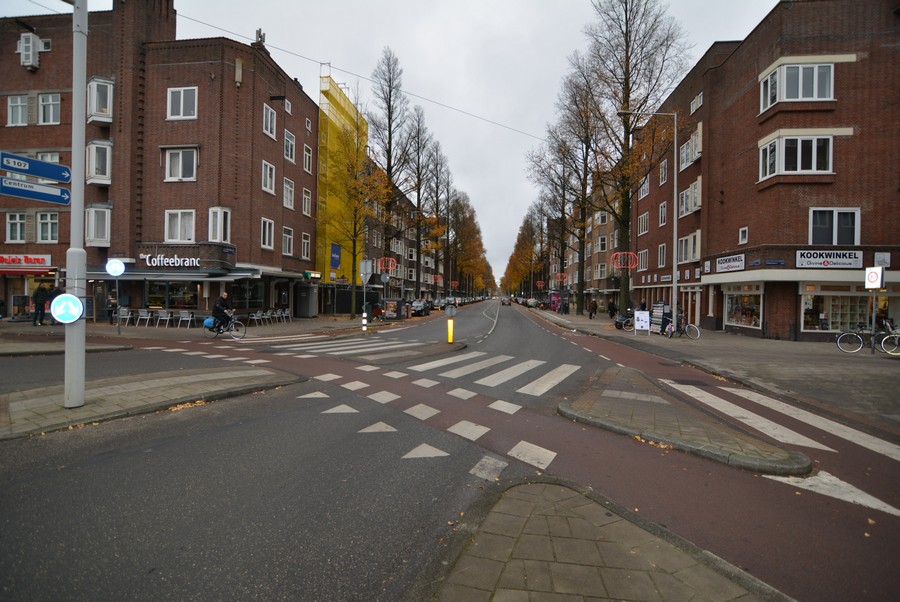 Haarlemmermeerstraat vanaf Hoofddorpplein