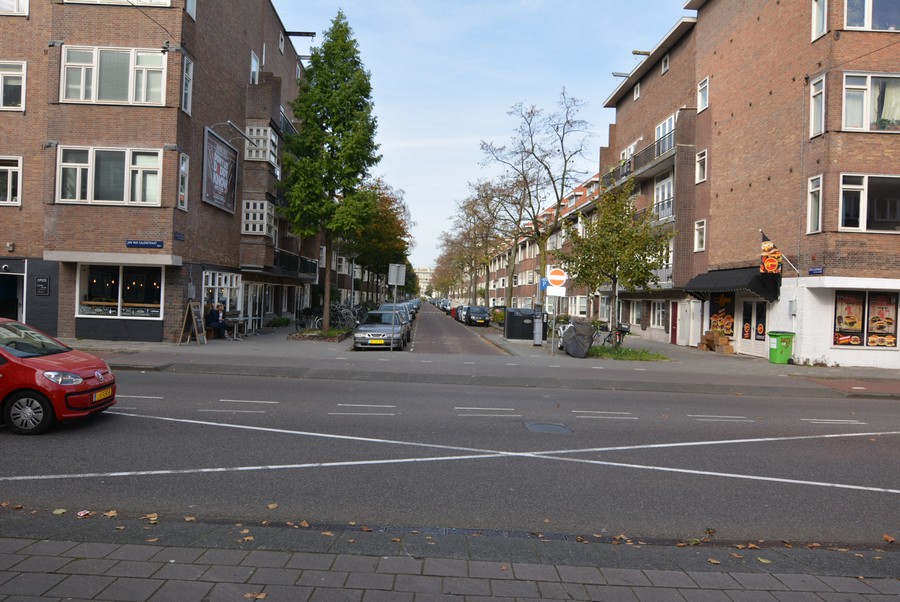 Orteliusstraat vanaf Jan van Galenstraat
