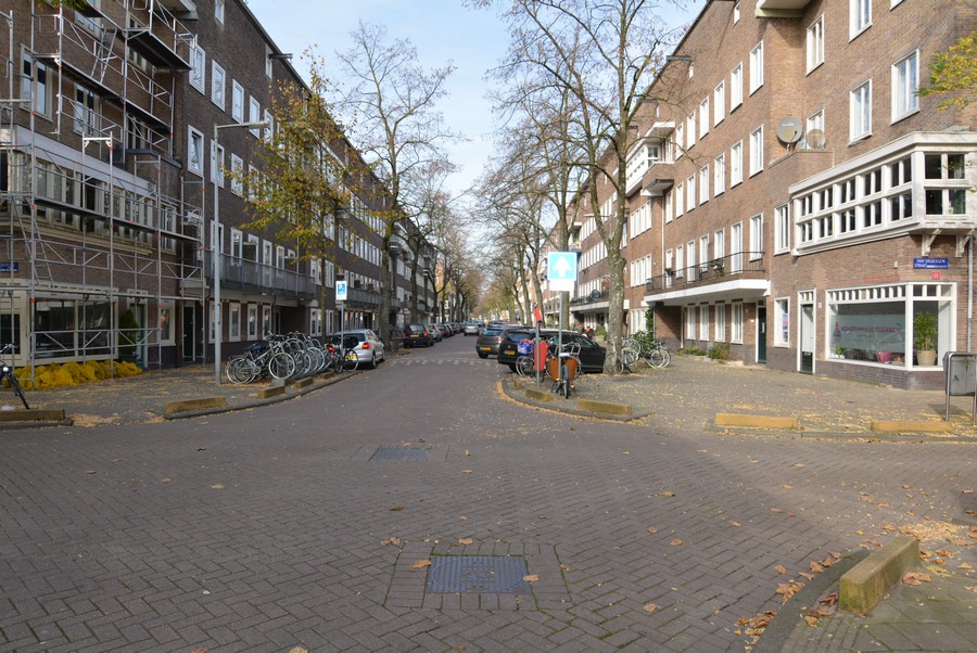 Orteliusstraat vanaf van Spilbergenstraat