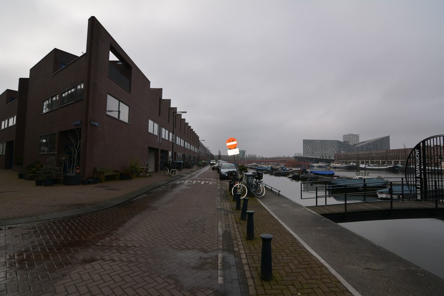 Stuurmankade vanaf R.J.H. Fortuynplein