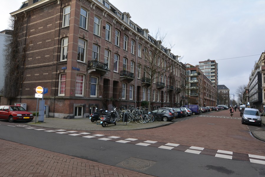 Tweede Constantijn Huygensstraat vanaf Eerste Helmersstraat-1