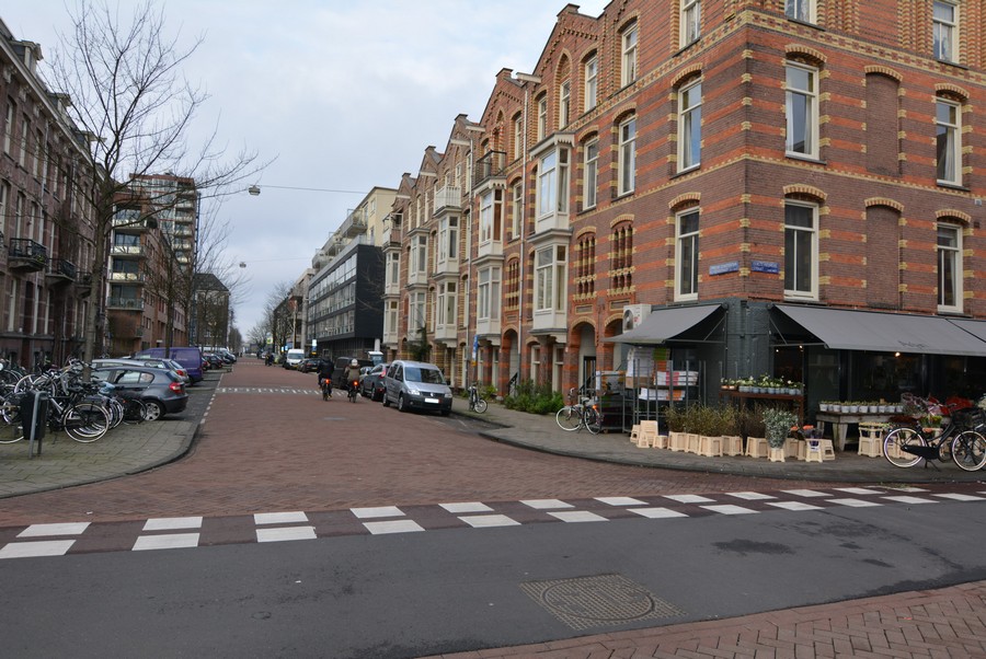Tweede Constantijn Huygensstraat vanaf Eerste Helmersstraat-2