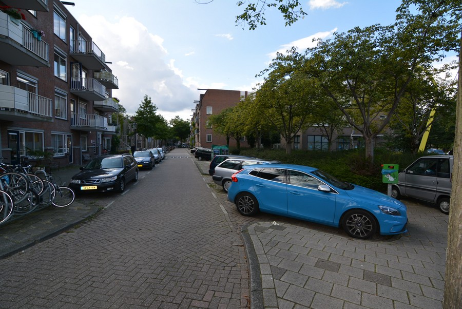 van Beuningenstraat vanaf Haarlemmerweg-1