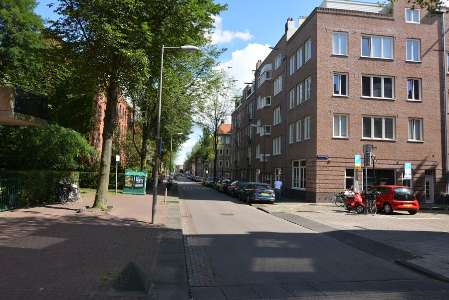 van Hogendorpstraat vanaf van Bossestraat-2