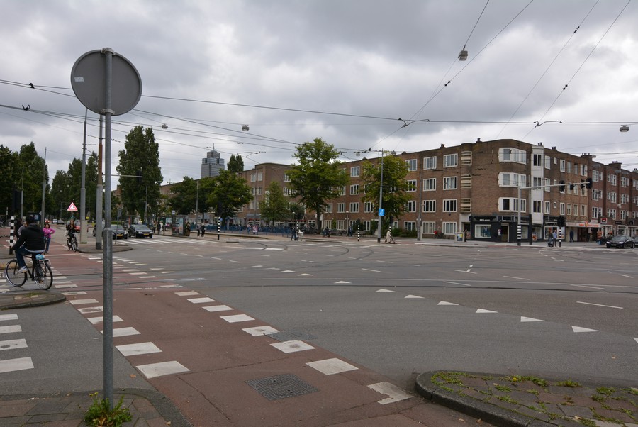 Vrijheidslaan vanaf Rijnstraat-1