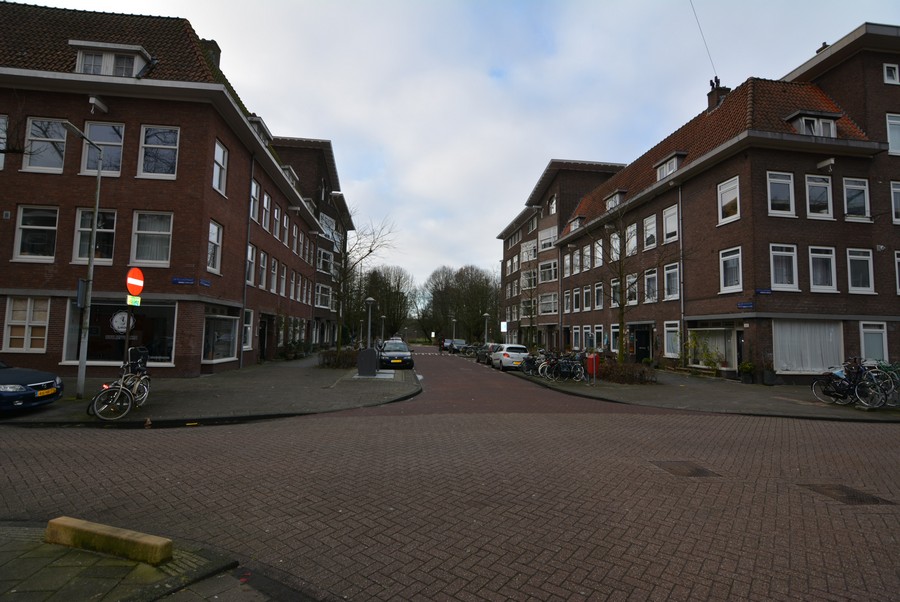 Willem Schoutenstraat vanaf Orteliusstraat-1